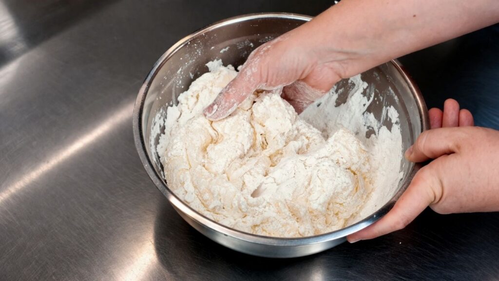 homemade fondant recipe – mixing powdered sugar and dextrose mixture together